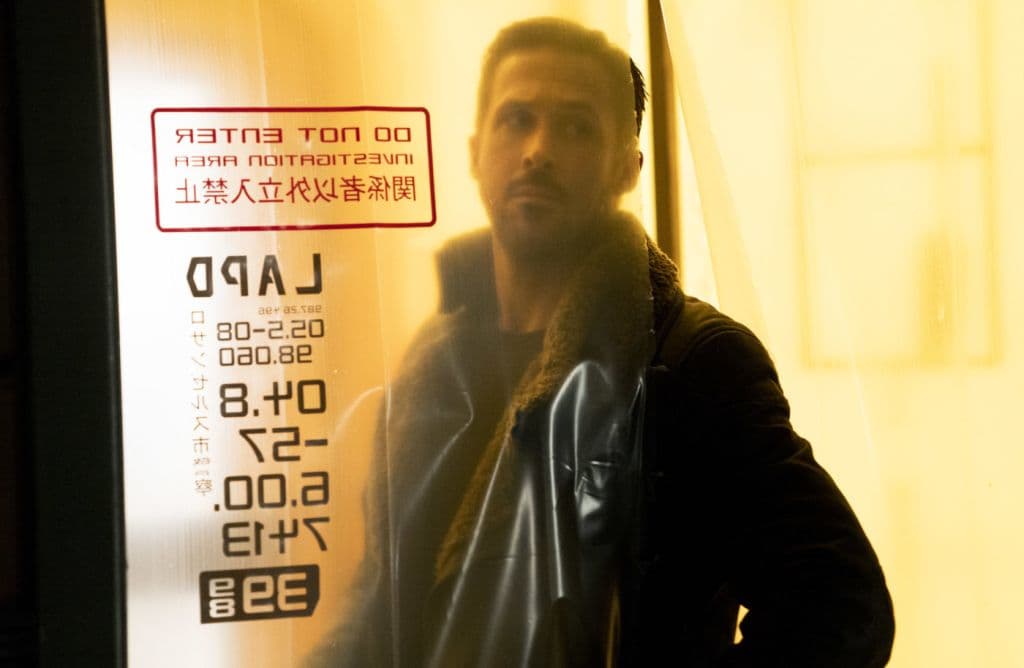 Бегущий по лезвию 2049